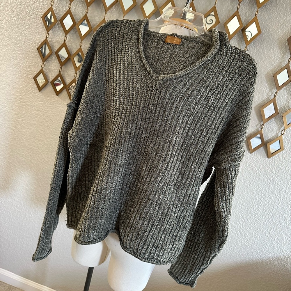 NWT POL Olive Green Hooded Chenille Soft Sweater with Chunky Ribbed Knit